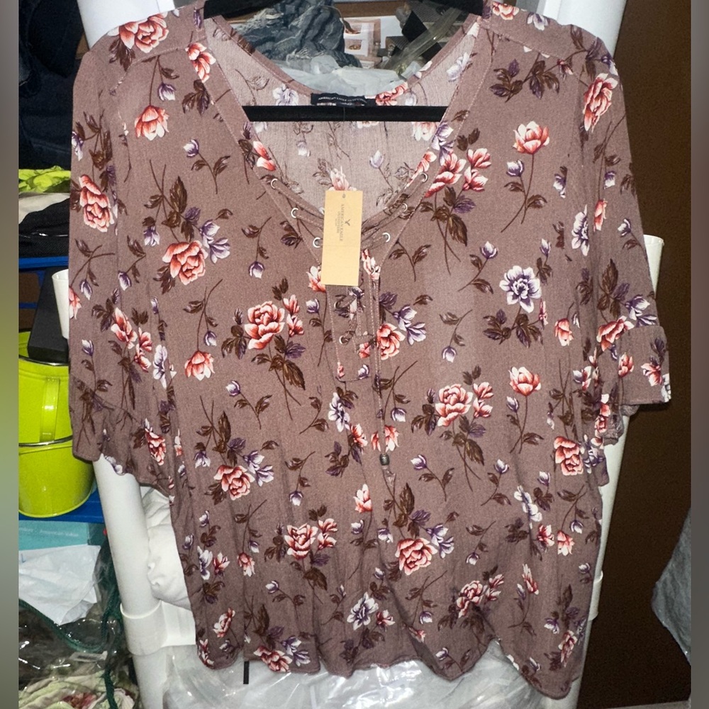 NWT American eagle top